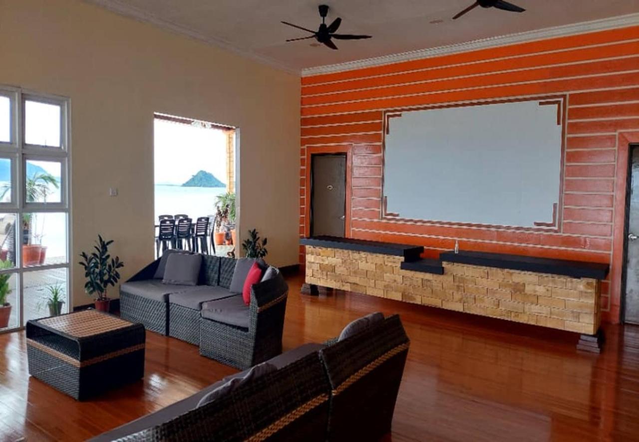 Santiri Island Resort เซมปอร์นา ภายนอก รูปภาพ